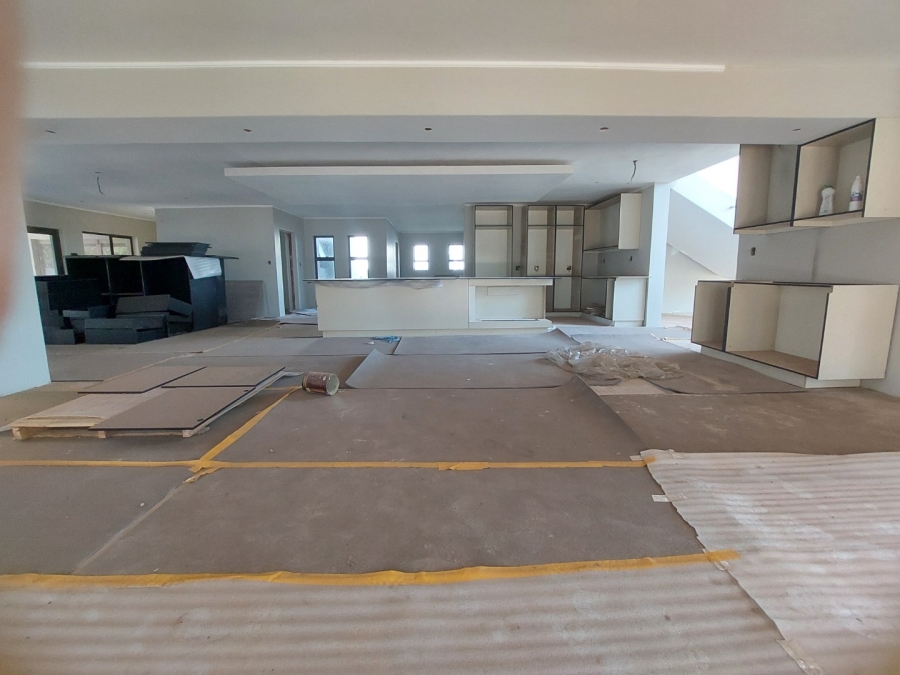 5 Bedroom Property for Sale in Seasons Lifestyle Estate North West